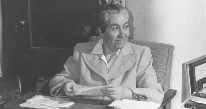 Gabriela Mistral entre masones