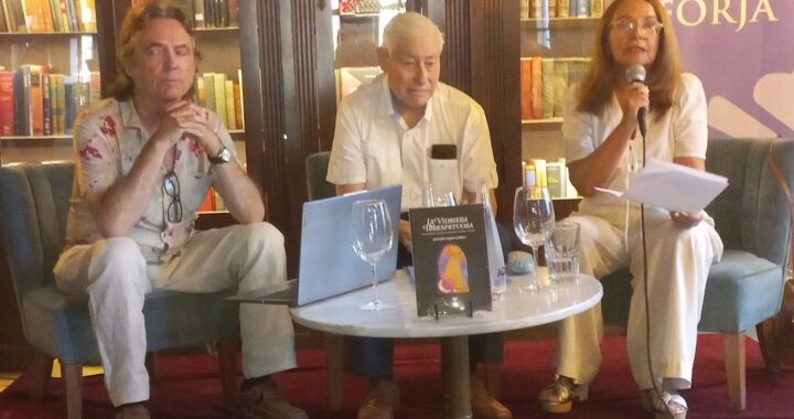 PERIODISTA Y ESCRITOR PRESENTÓ LIBRO DE NOVEDOSA ANTOLOGÍA DE CUENTOS