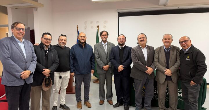 Universidad de Atacama presentó libro sobre masonería en acto académico
