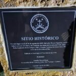 REPONEN PLACA RECORDATORIA DE SALVADOR REYES FIGUEROA